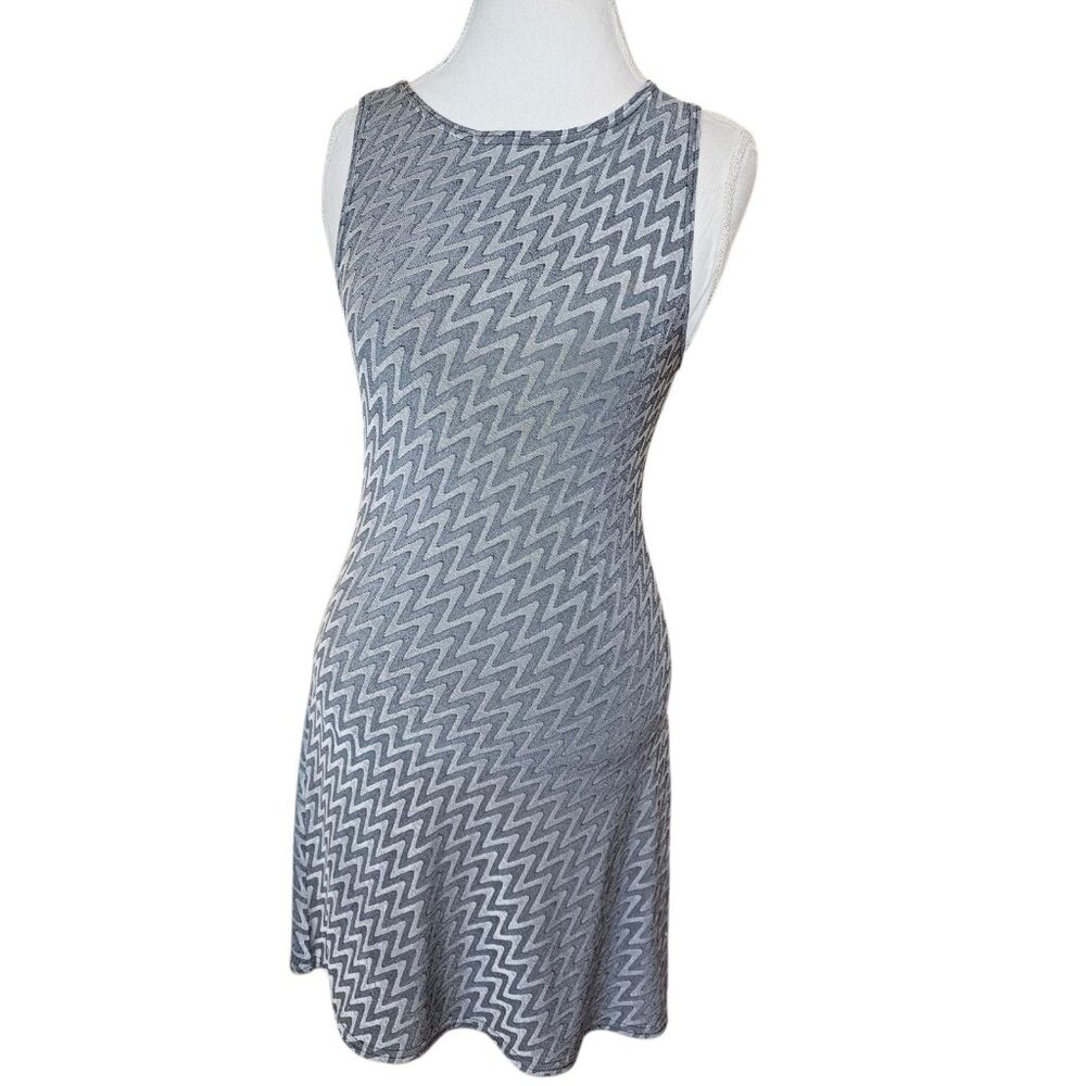 90s Womens Silver Dress Sleeveless Metallic‎ Zigzag Stretch Above Knee Sz Small
